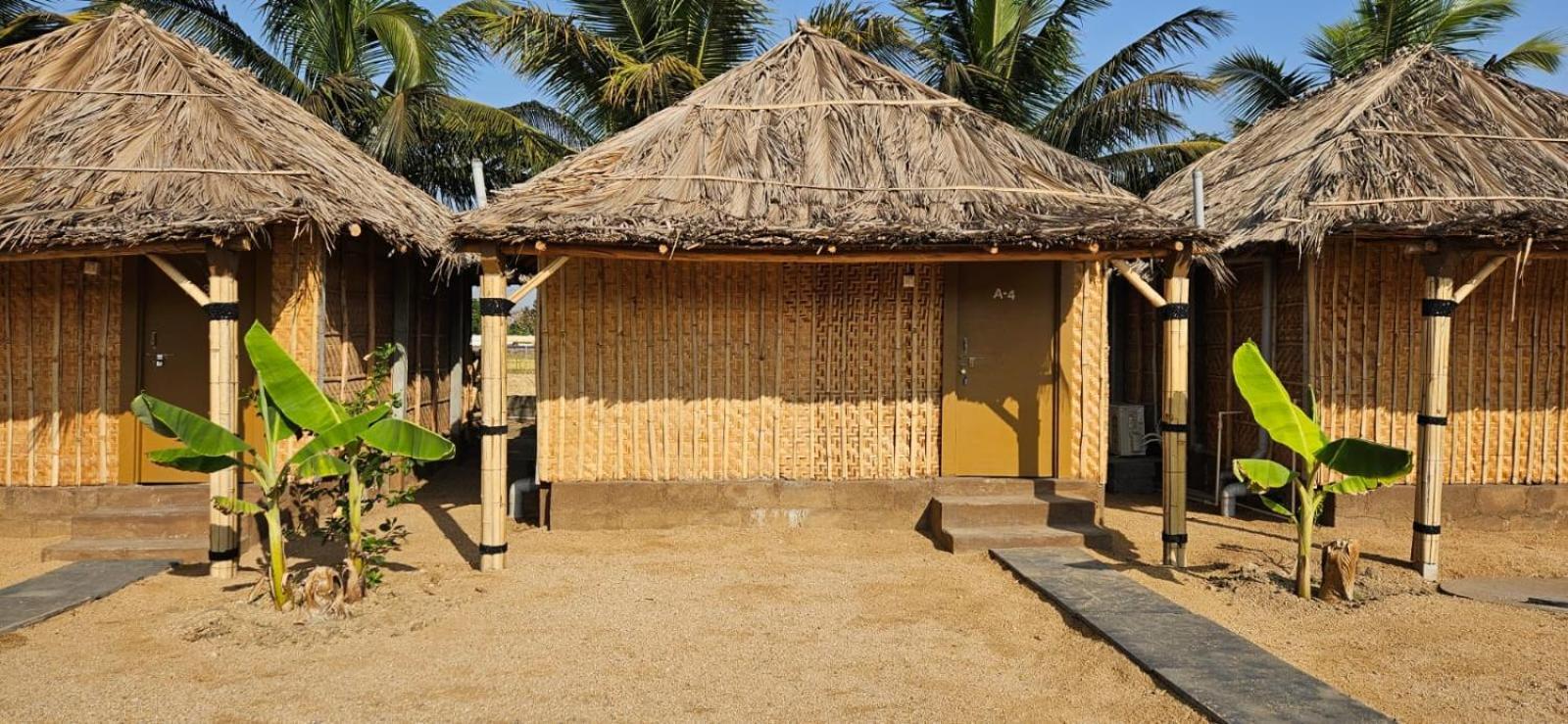 The King On The Rocks Resort Hampi Exterior photo